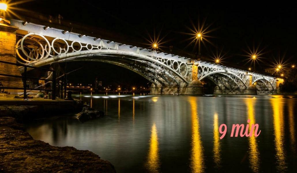 شقة Sleepin Triana إشبيلية المظهر الخارجي الصورة